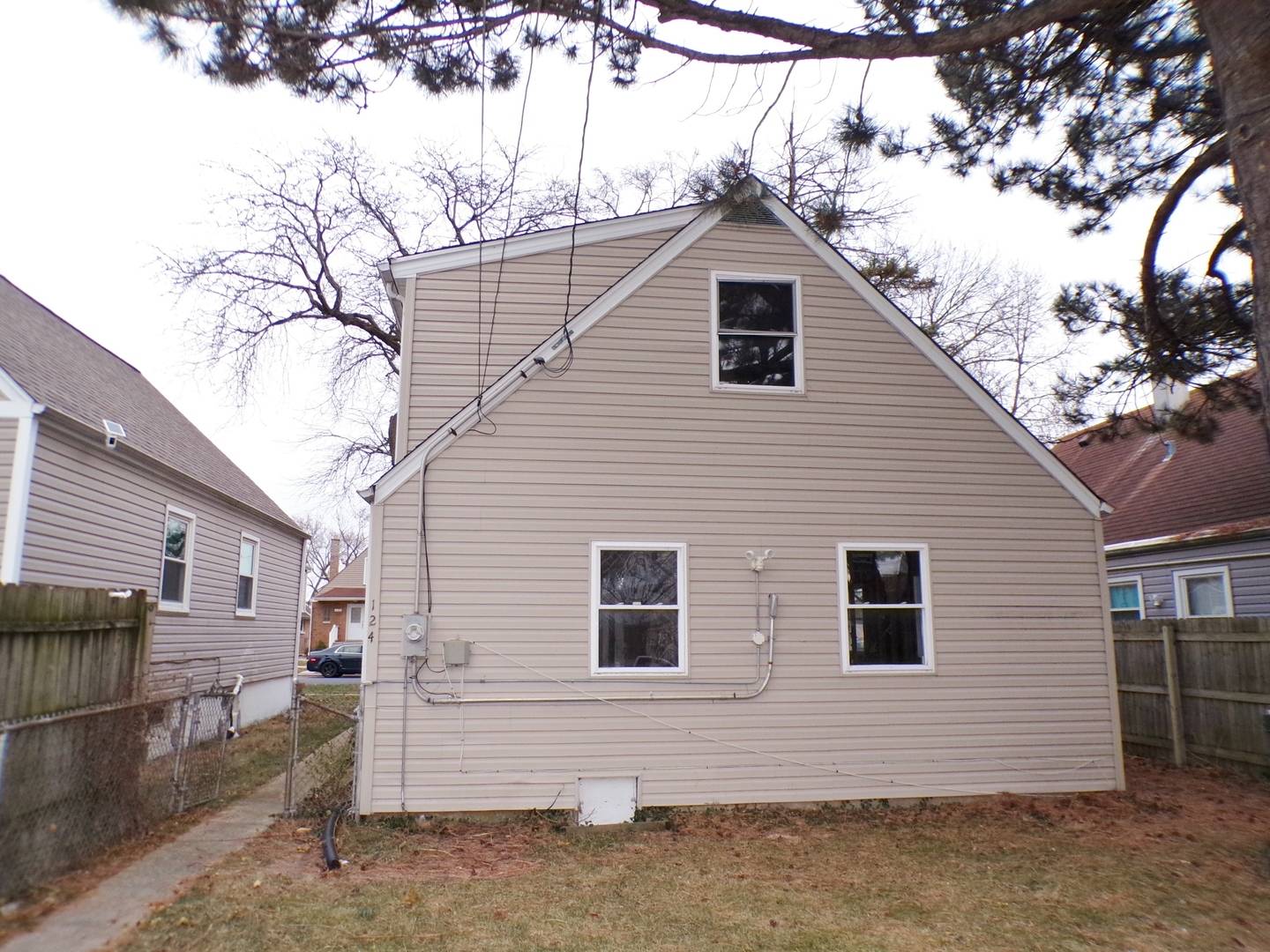 Bellwood, IL 60104,124 46th AVE