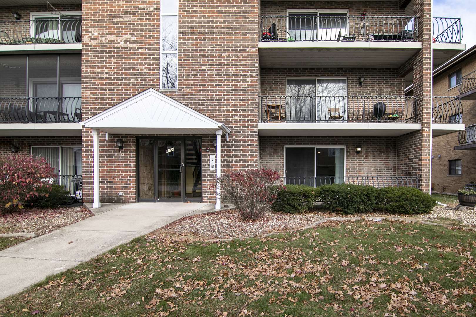 Tinley Park, IL 60477,8154 168th PL #1-E