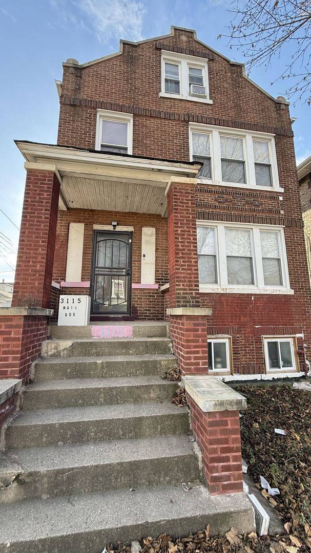 Chicago, IL 60632,3115 W 41st PL