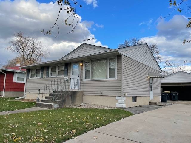 Lansing, IL 60438,18813 Henry ST