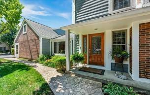 St. Charles, IL 60174,121 Whittington CRSE