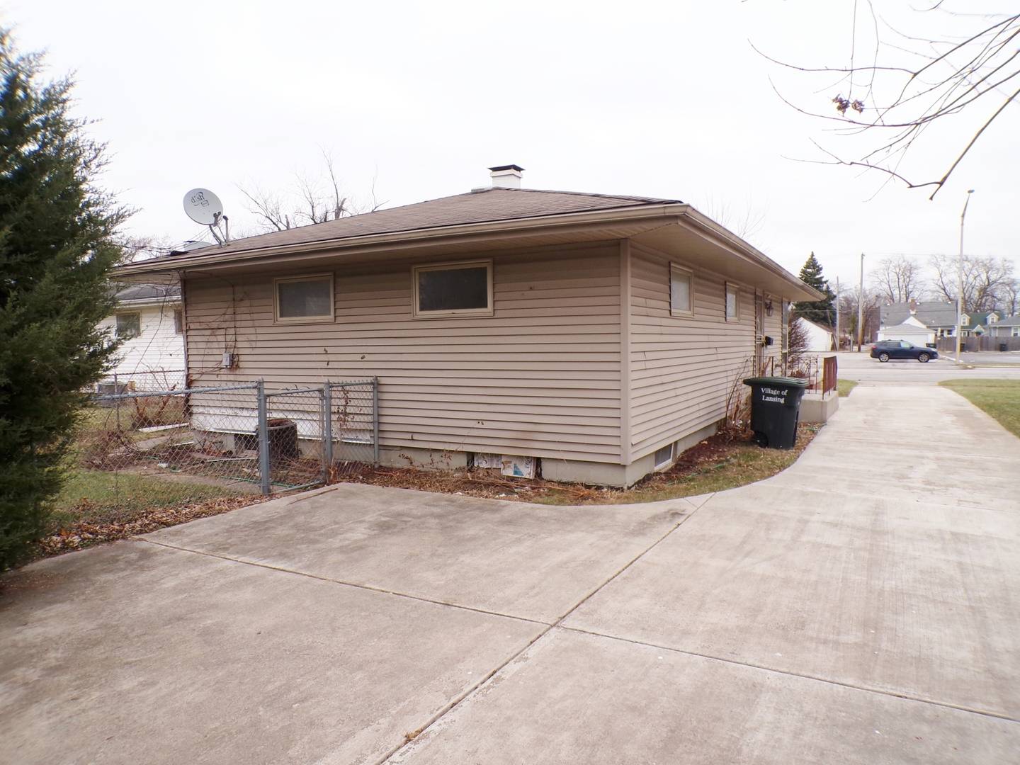 Lansing, IL 60438,17810 Burnham AVE