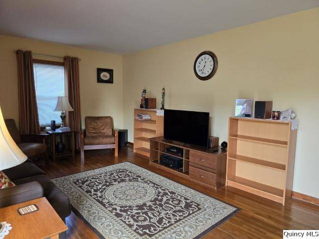 Carthage, IL 62321,241 Cherry ST