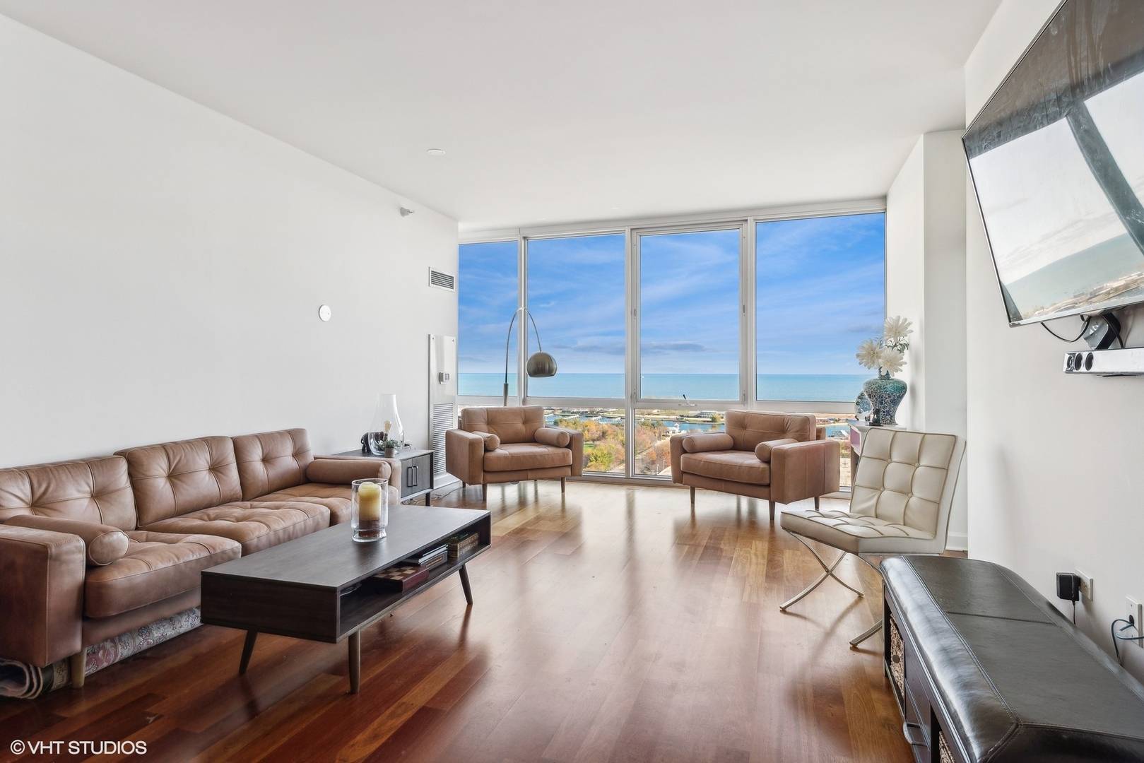 Chicago, IL 60616,1629 S PRAIRIE AVE #2103