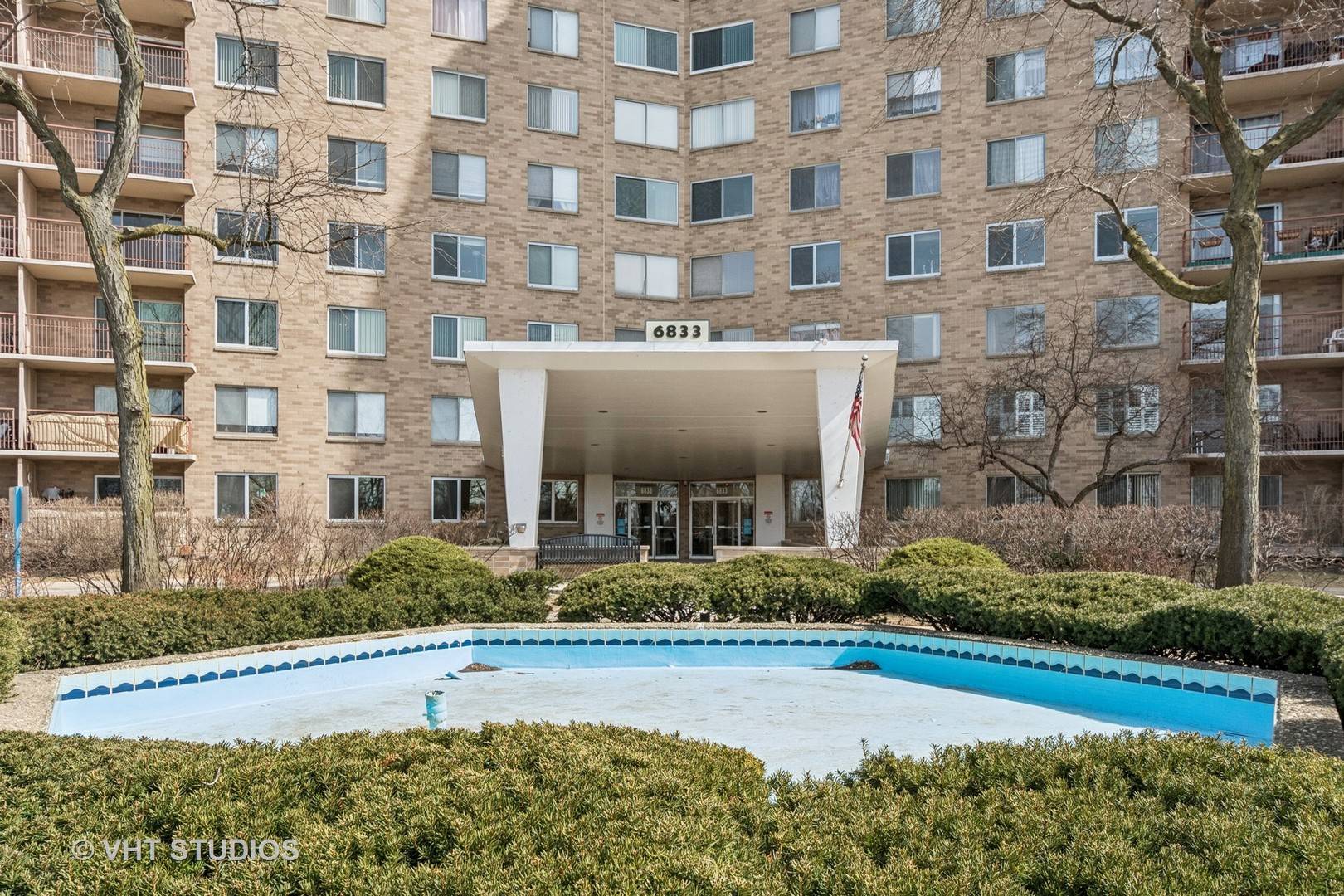 Chicago, IL 60645,6833 N Kedzie AVE #A1216
