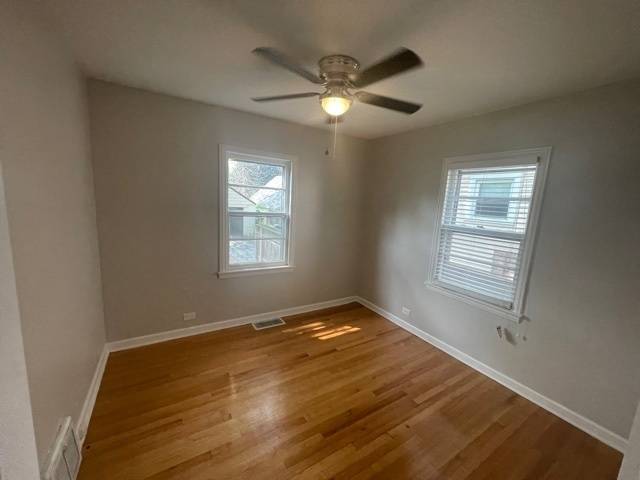 Steger, IL 60475,28 W 35th PL