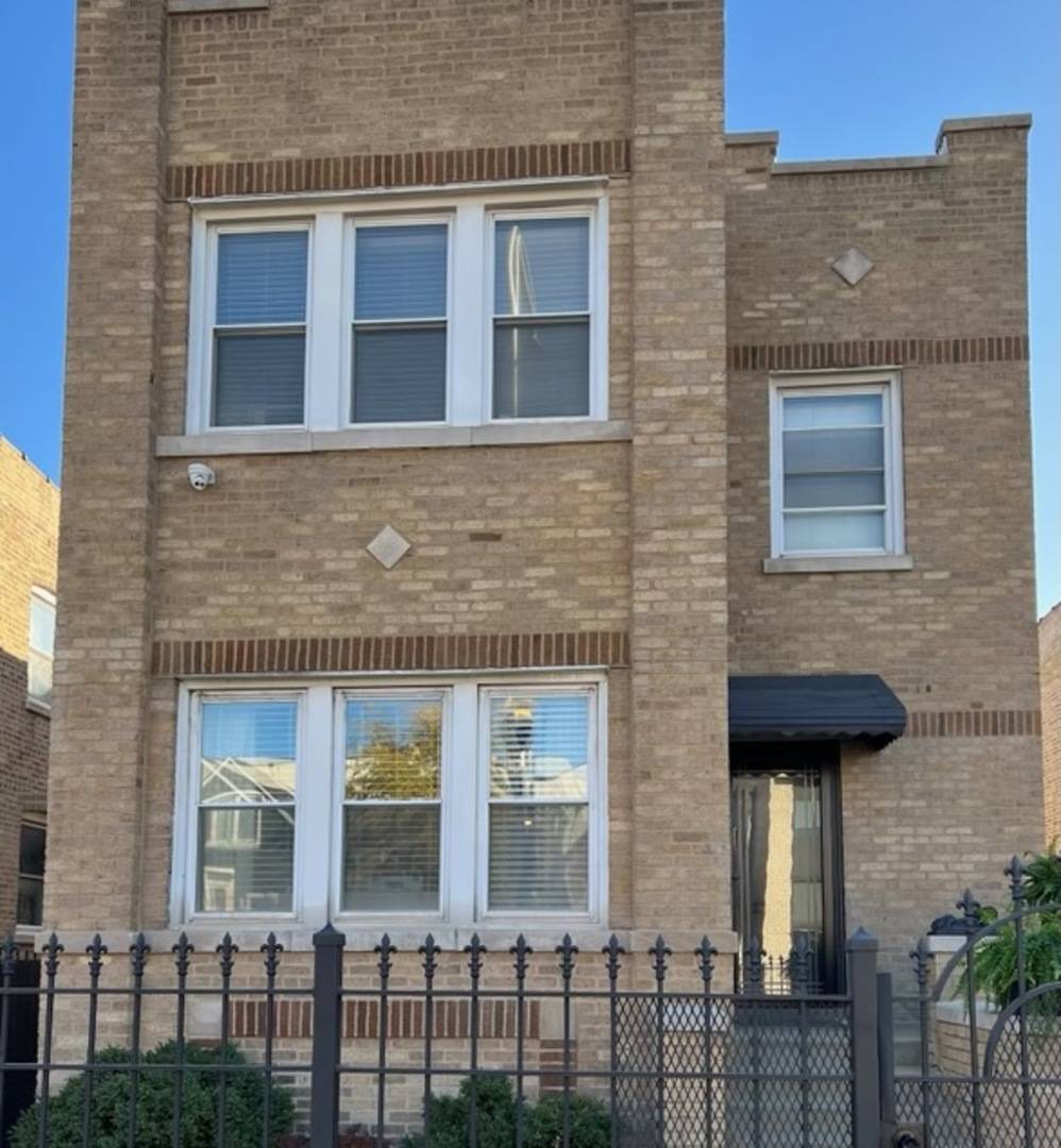 Chicago, IL 60647,2325 W Diversey AVE #2