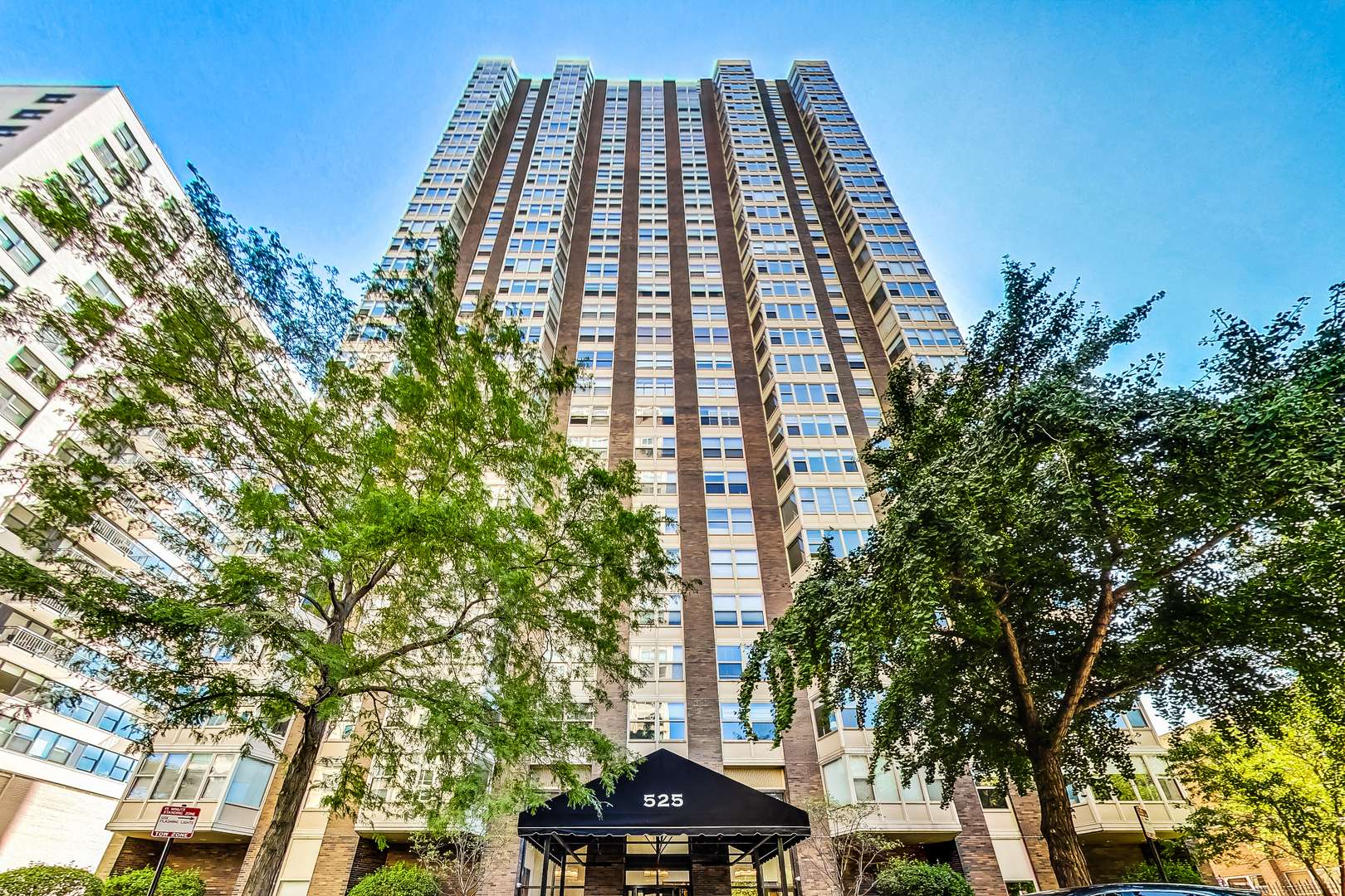 Chicago, IL 60657,525 W Hawthorne PL #2904