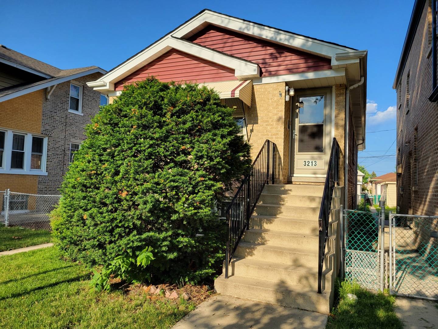 Berwyn, IL 60402,3213 Cuyler AVE #3213