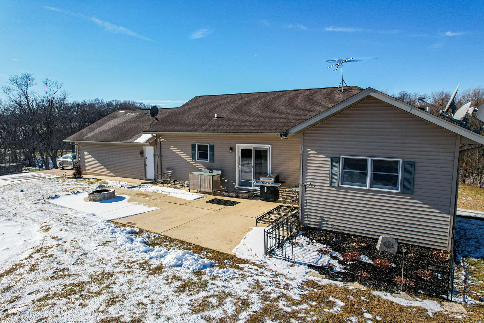 Fenton, IL 61251,9304 Ellis RD
