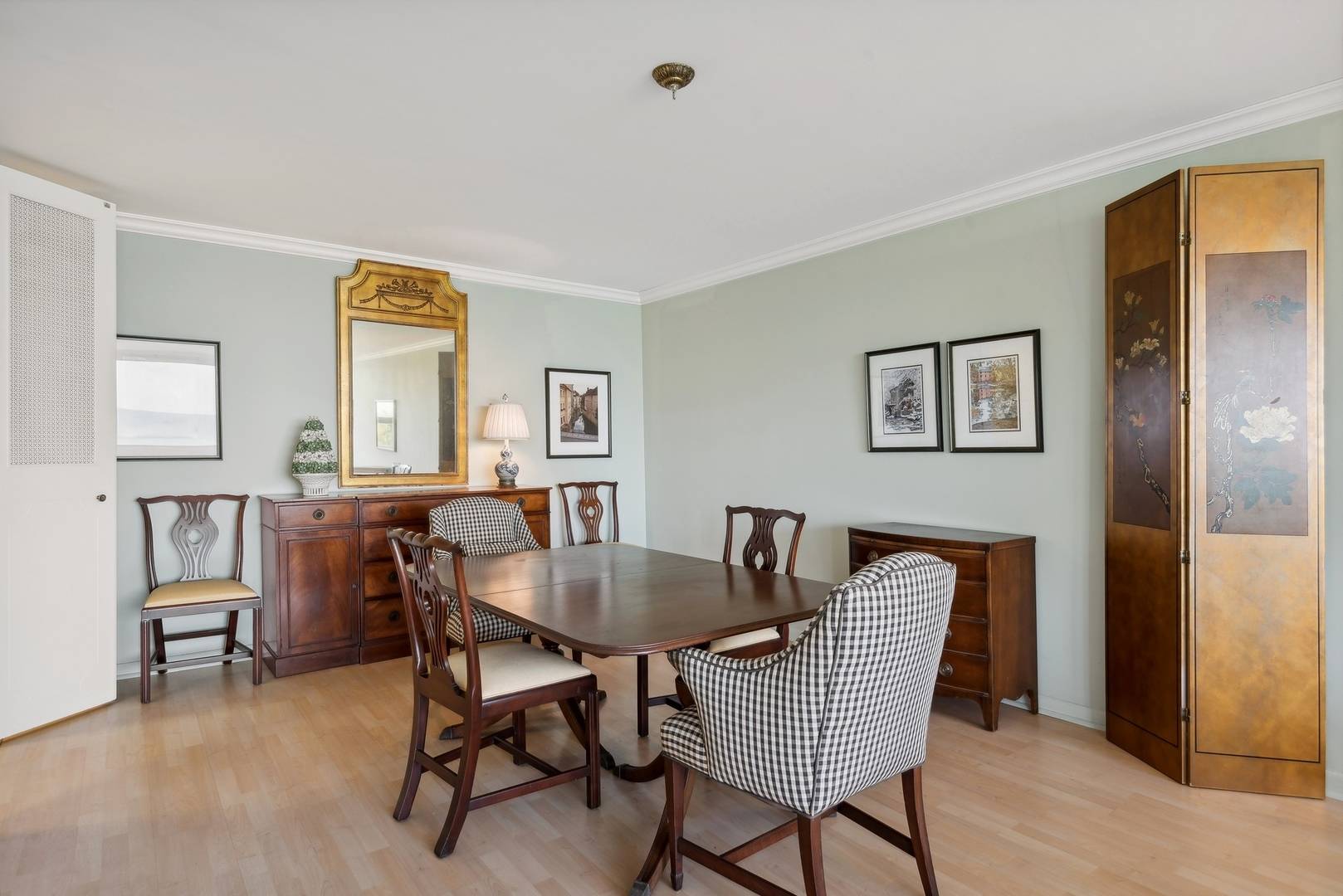 Wilmette, IL 60091,1630 Sheridan RD #5K
