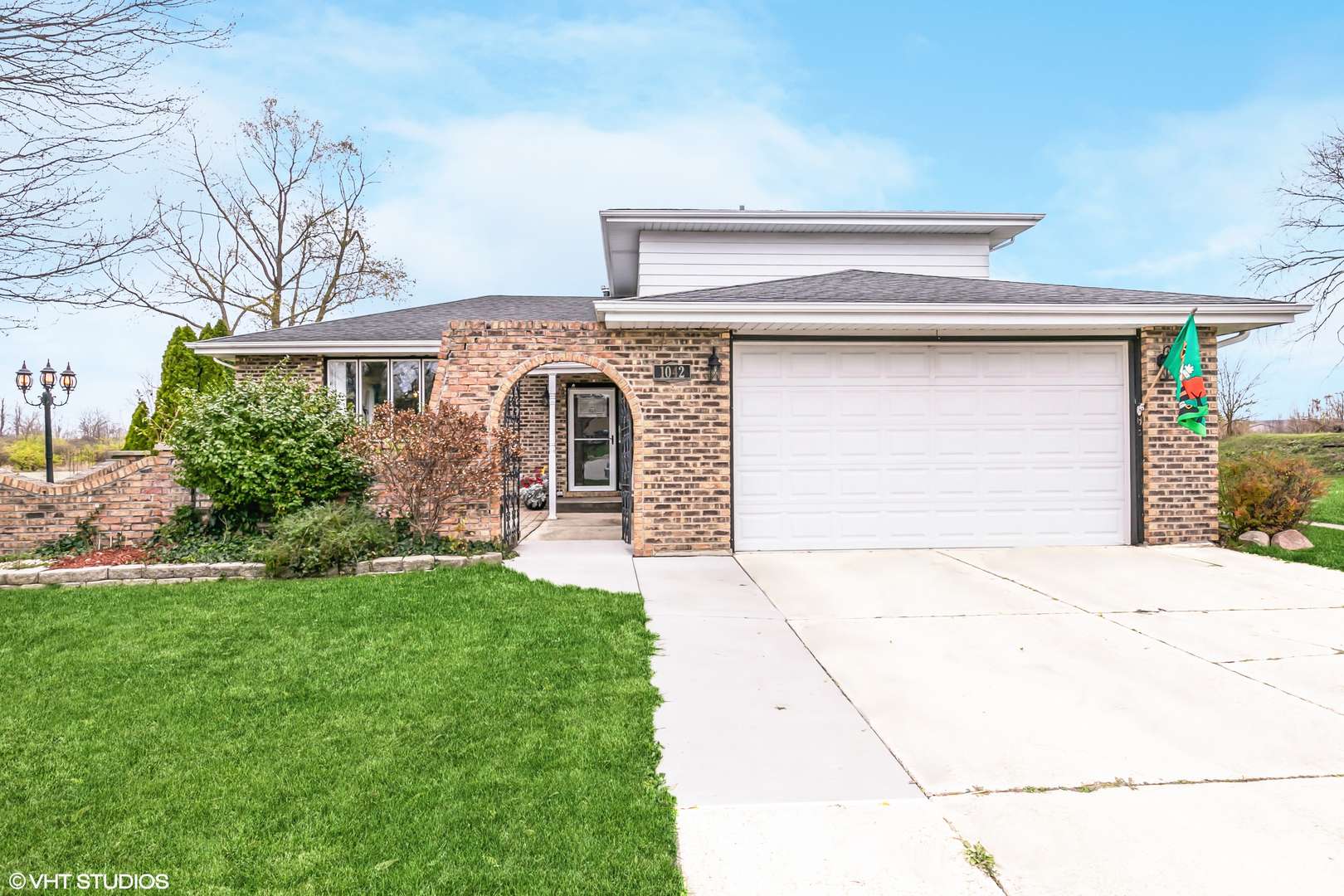 Beecher, IL 60401,1042 Catalpa CT