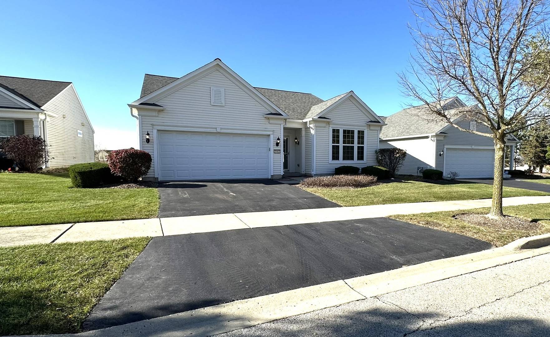 Mundelein, IL 60060,3063 Epstein CIR