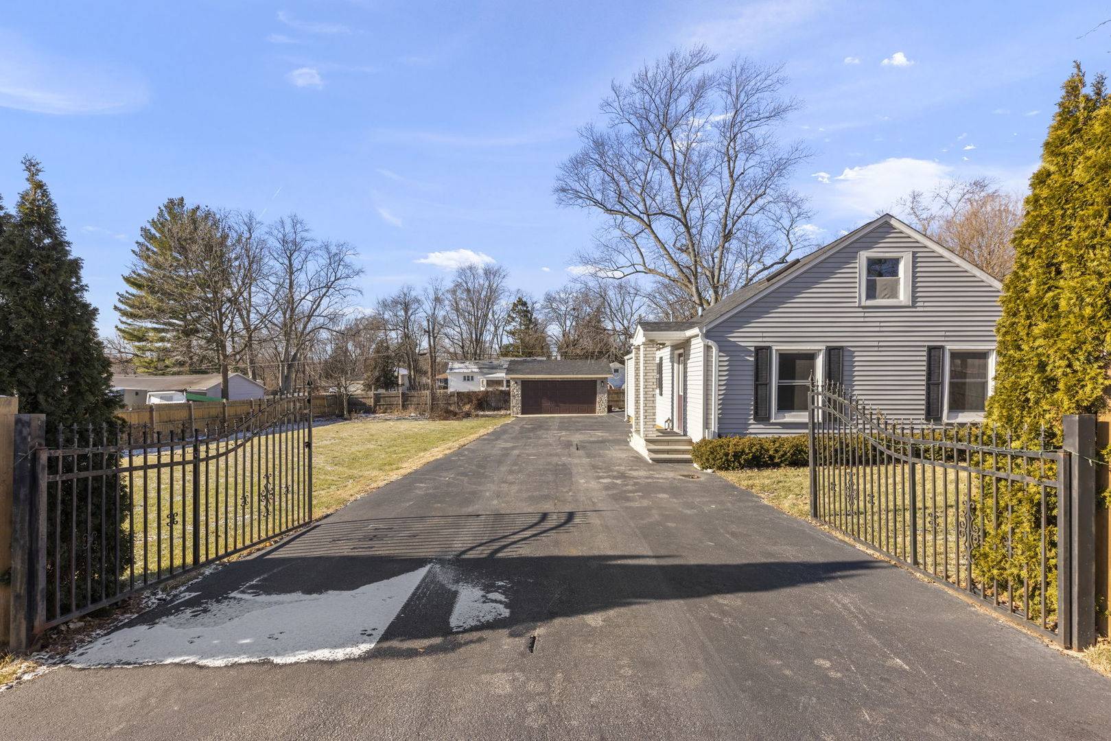 Montgomery, IL 60538,1375 Jackson ST