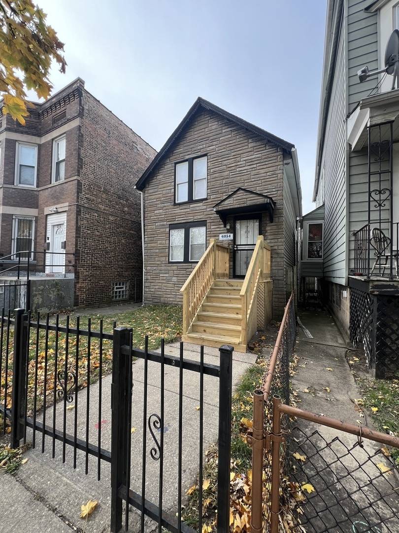 Chicago, IL 60637,6854 S DORCHESTER AVE