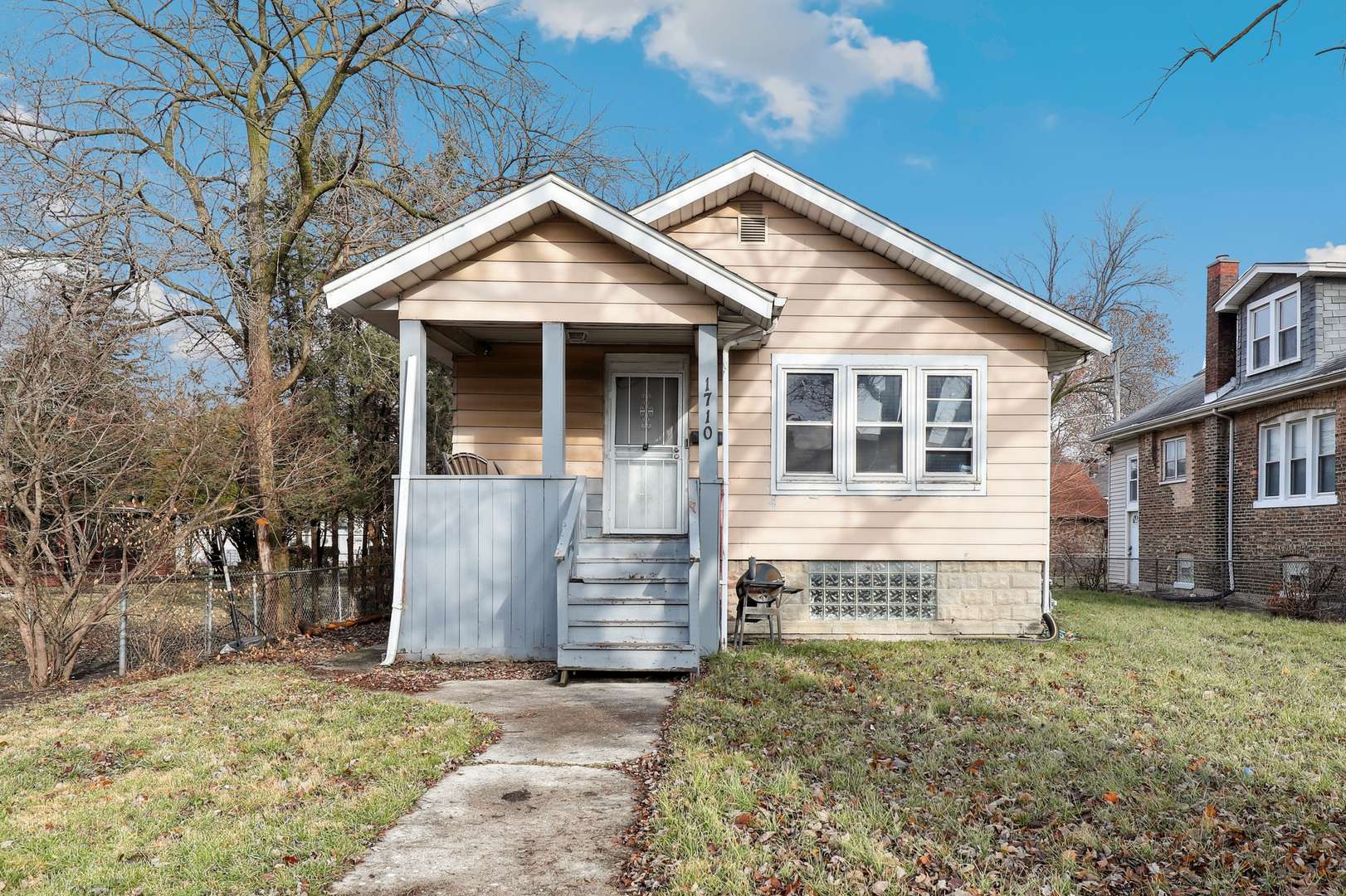 Hazel Crest, IL 60429,1710 169th ST