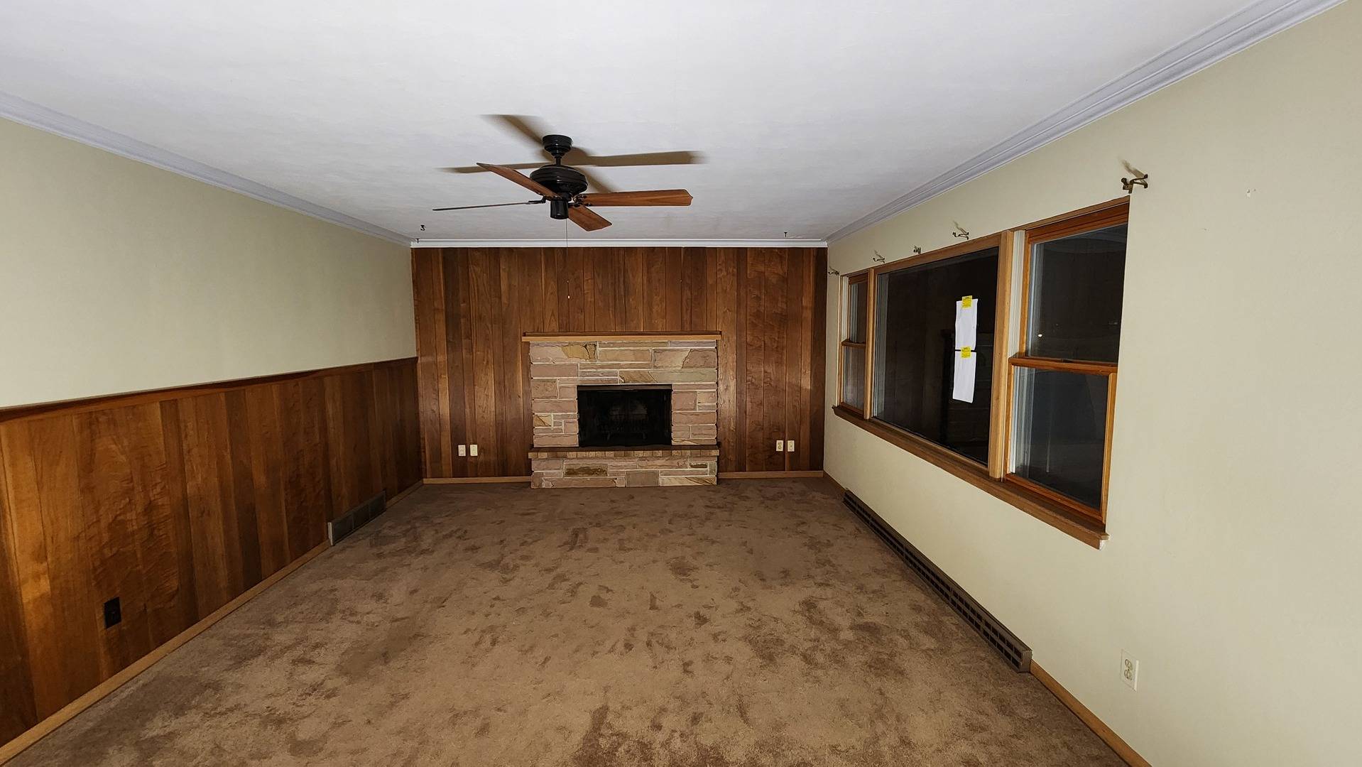 Winthrop Harbor, IL 60096,952 Charles AVE