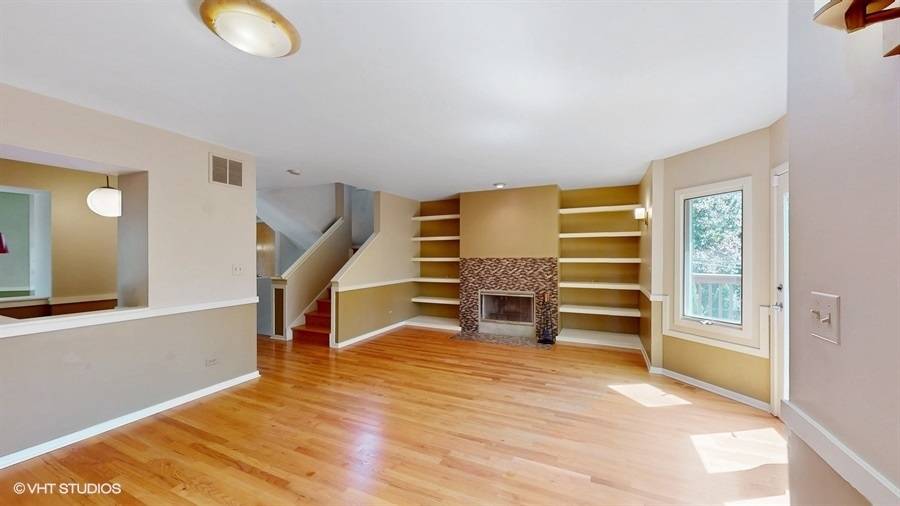 Oak Park, IL 60302,611 Forest AVE #B