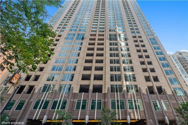 Chicago, IL 60654,33 W Ontario ST #44A