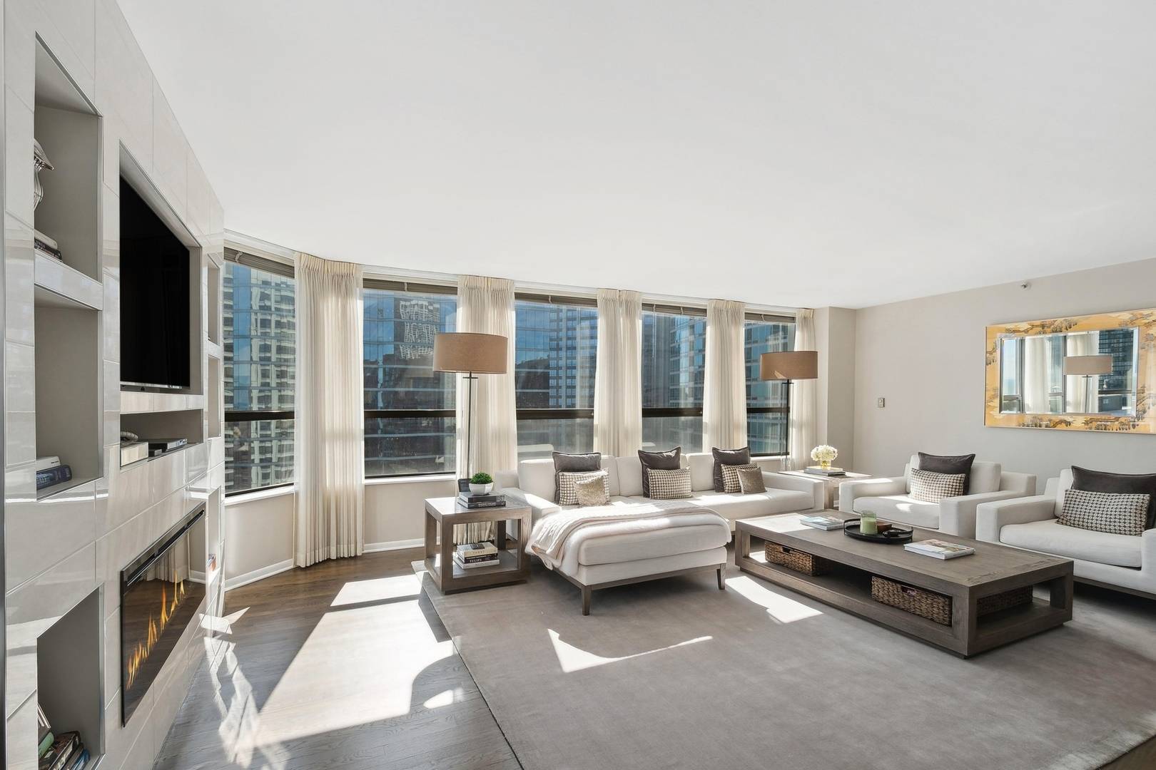 Chicago, IL 60611,400 E OHIO ST #4003