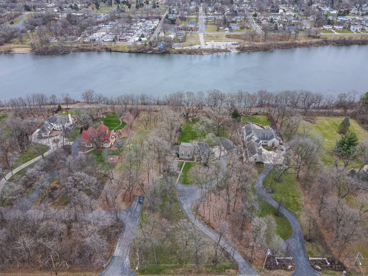 Batavia, IL 60510,616 N Batavia AVE