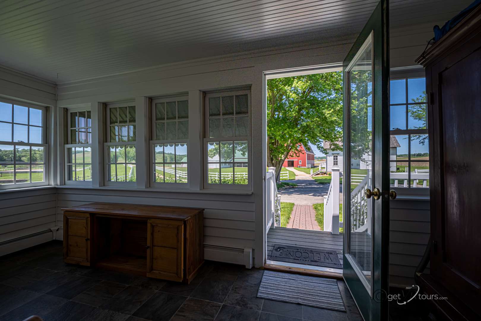 Elizabeth, IL 61028,8585 S Derinda RD