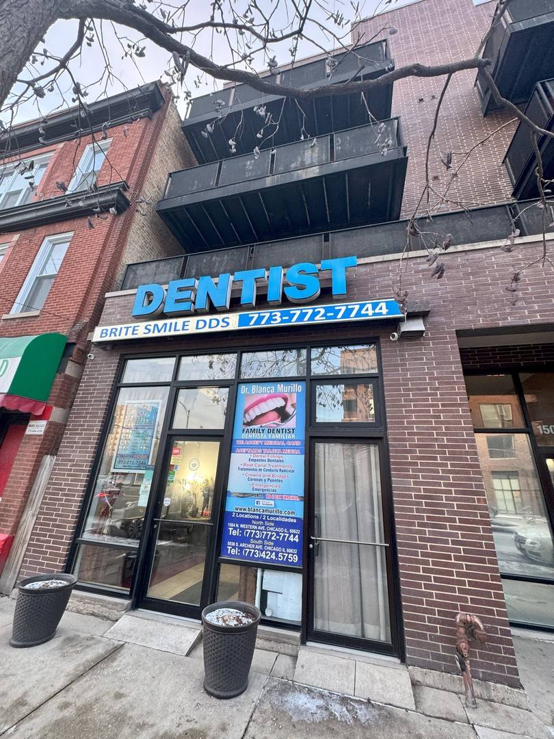 Chicago, IL 60622,1504 N Western AVE