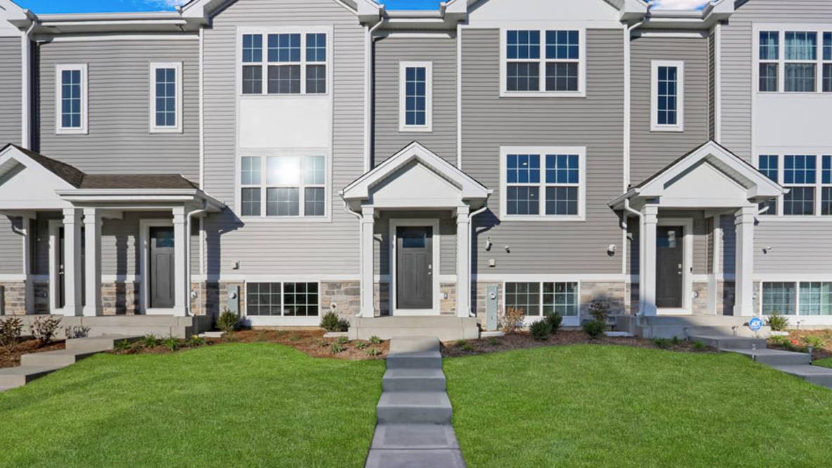 Hampshire, IL 60140,807 Briar Glen CT