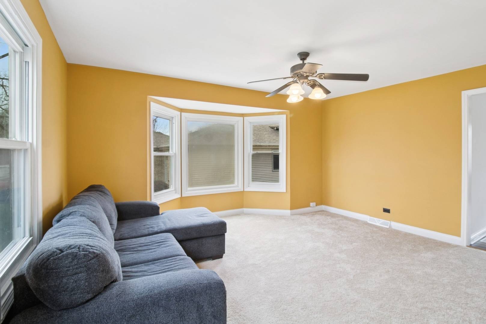 Bensenville, IL 60106,164 S Franzen ST
