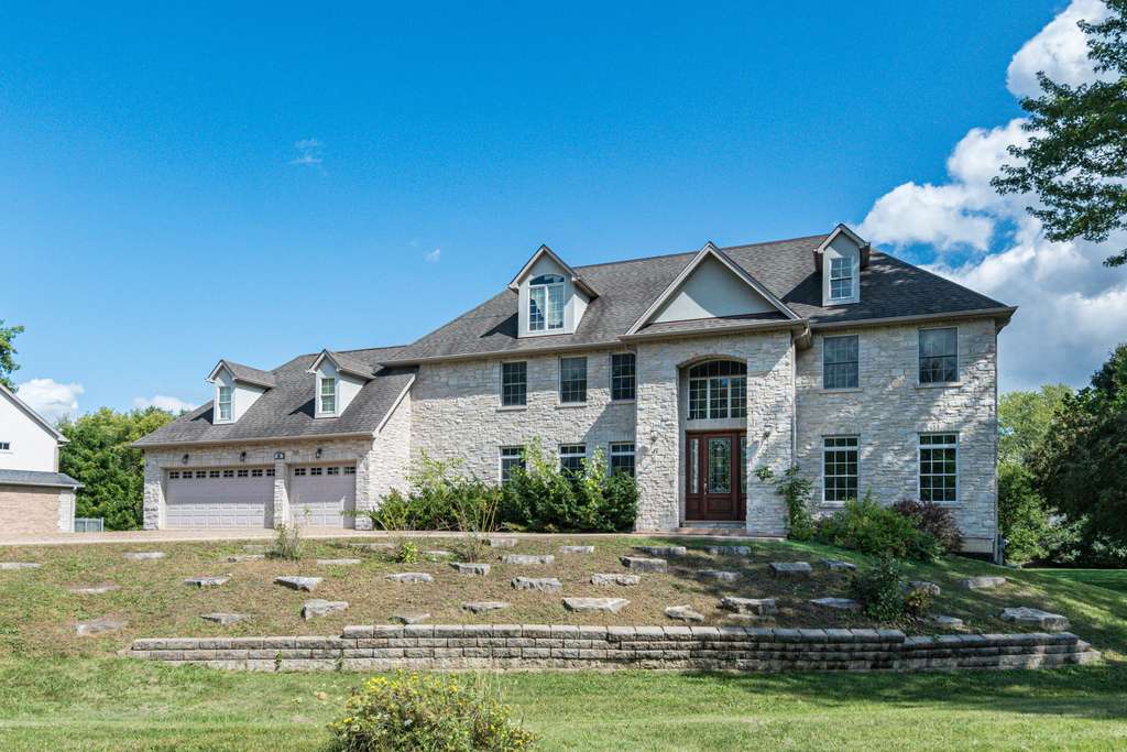 Hawthorn Woods, IL 60047,6 Orchard LN