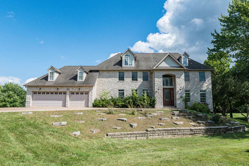 Hawthorn Woods, IL 60047,6 Orchard LN