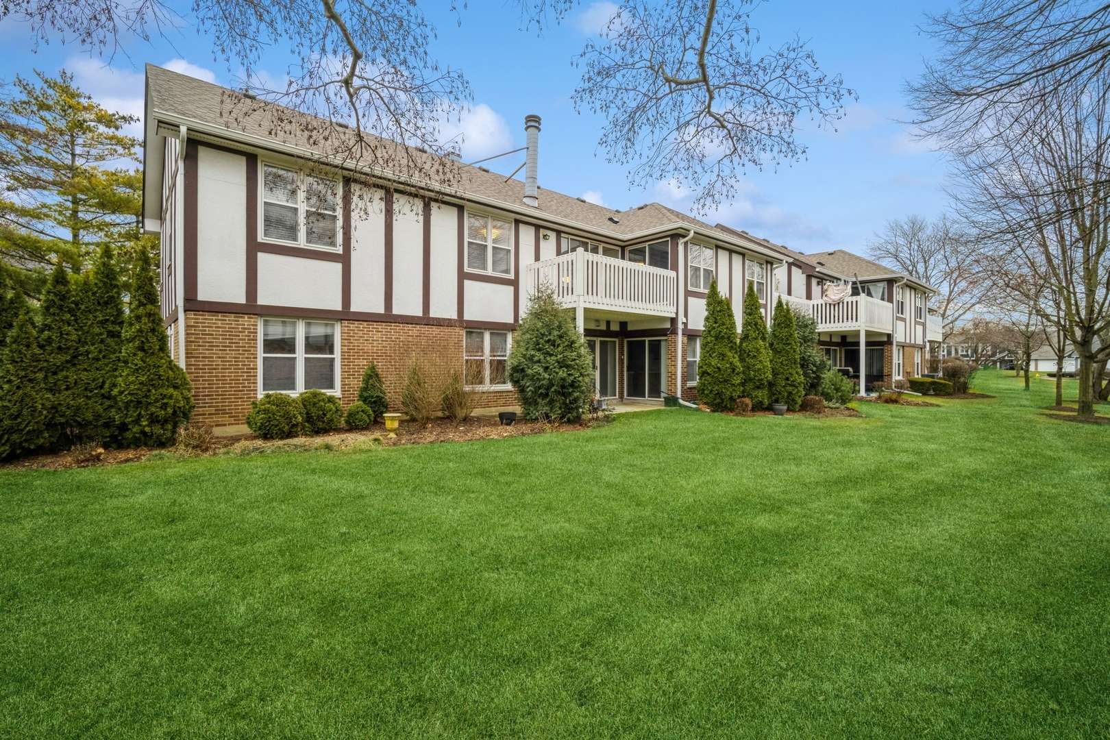 Vernon Hills, IL 60061,1336 Cromwell CT #1336