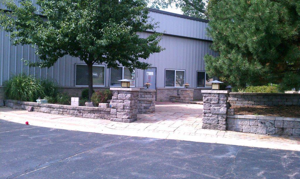Carpentersville, IL 60110,1050 Tamarac DR