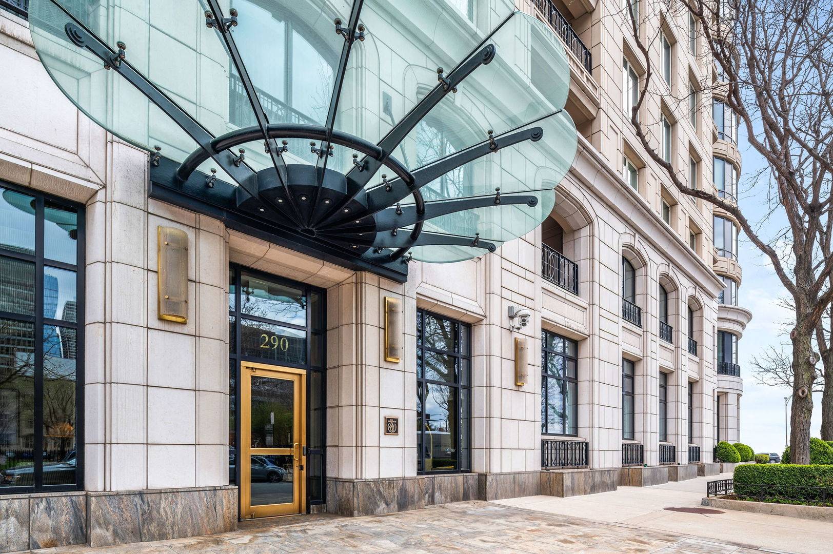 Chicago, IL 60611,840 N Lake Shore DR #203