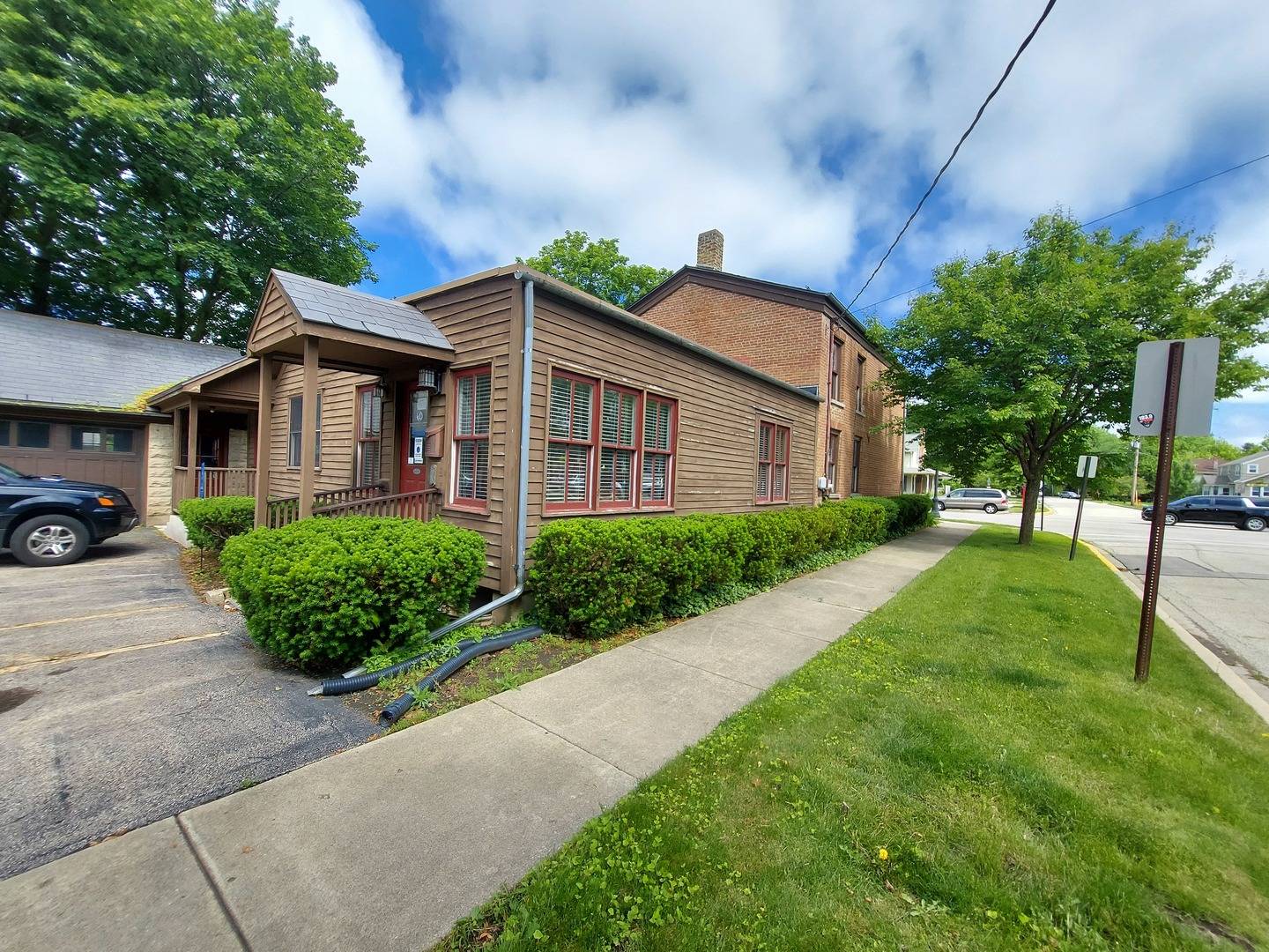 West Dundee, IL 60118,601 W Main ST