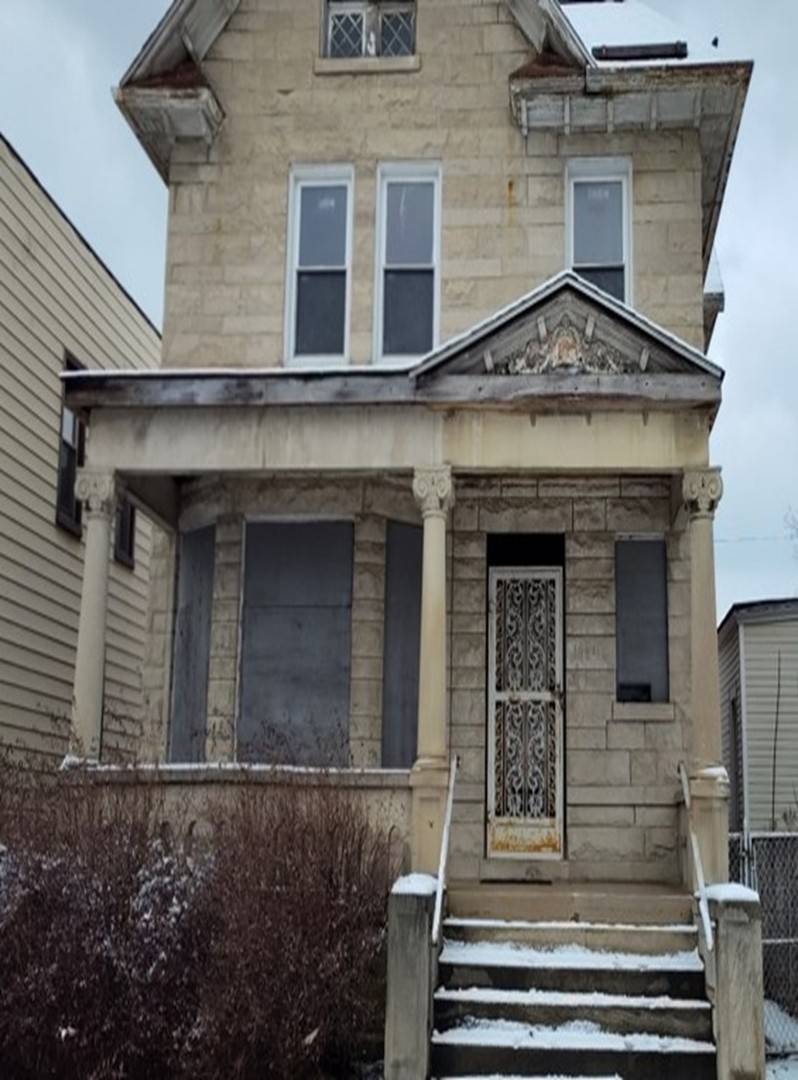 Chicago, IL 60628,Address not disclosed