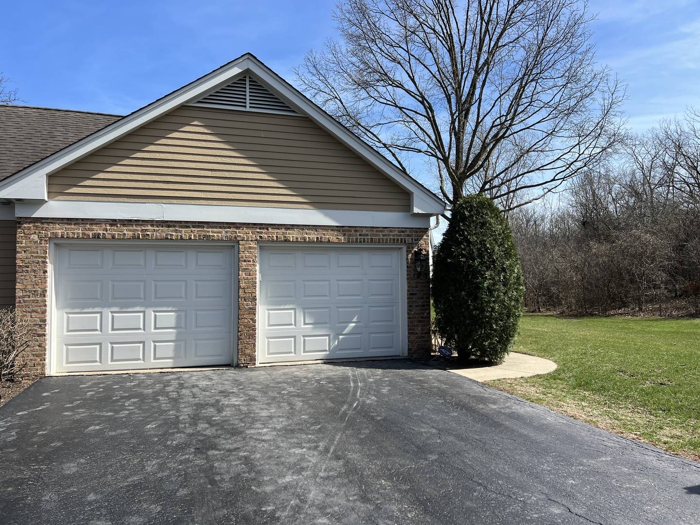 Lincolnshire, IL 60069,125 Camden CT