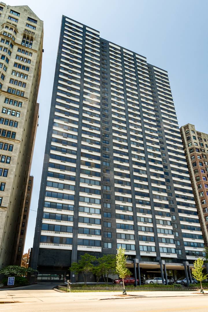 Chicago, IL 60610,1440 N Lake Shore DR #35A