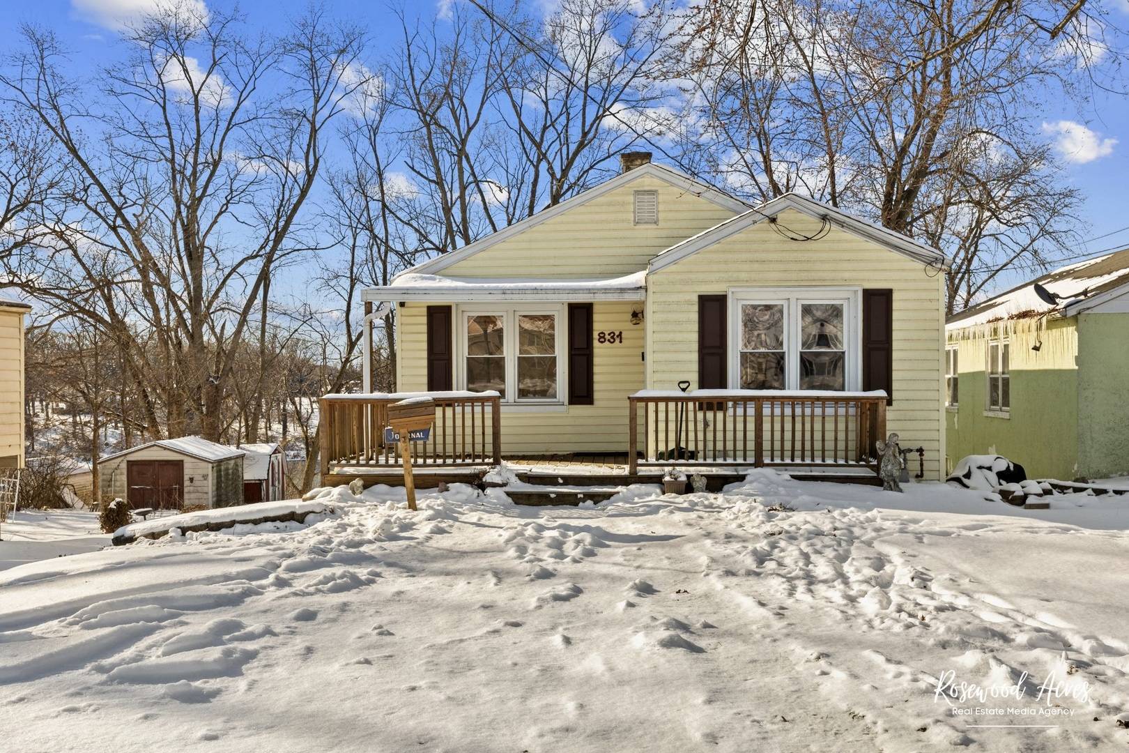 Kankakee, IL 60901,831 N River DR