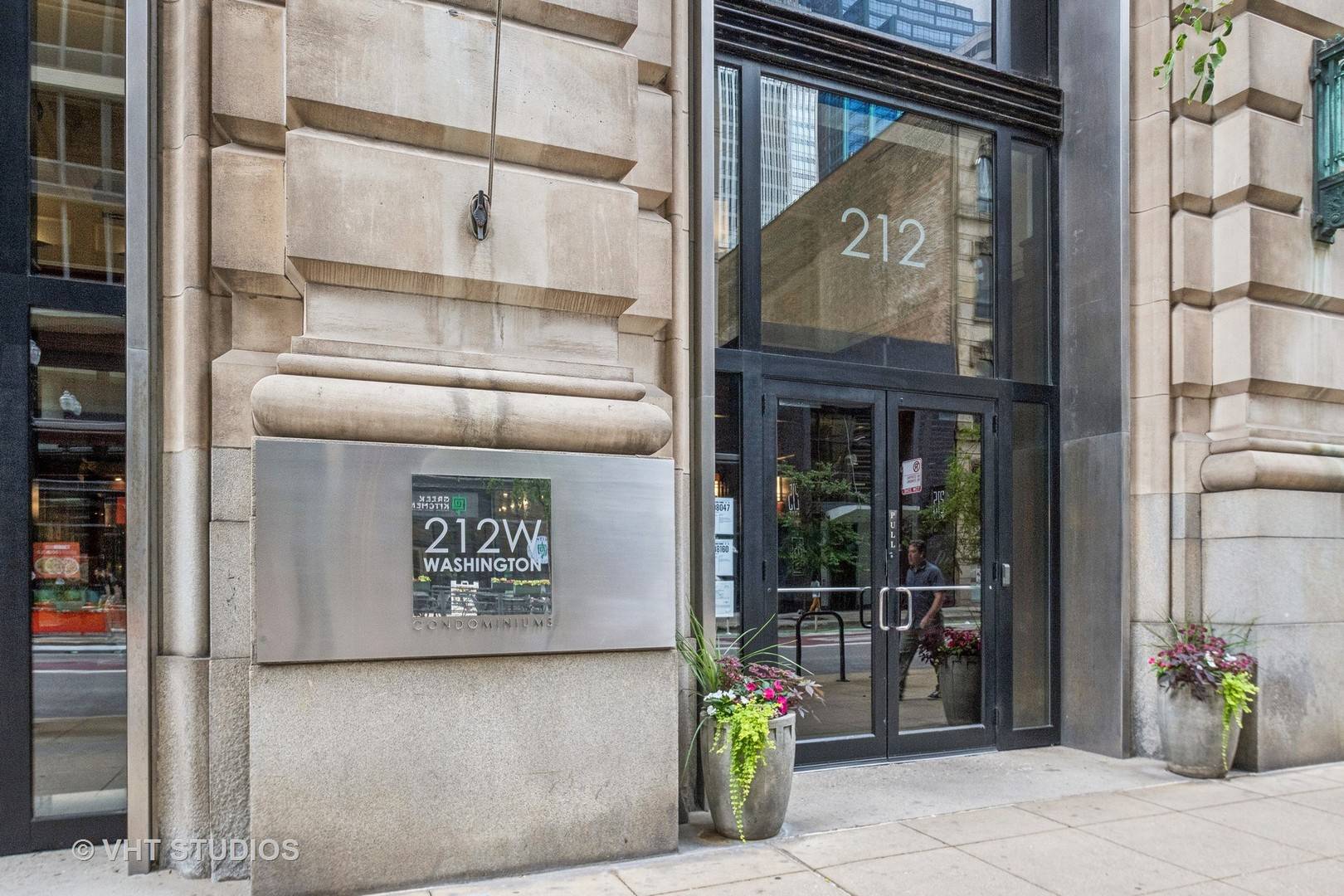 Chicago, IL 60606,212 W Washington ST #1904