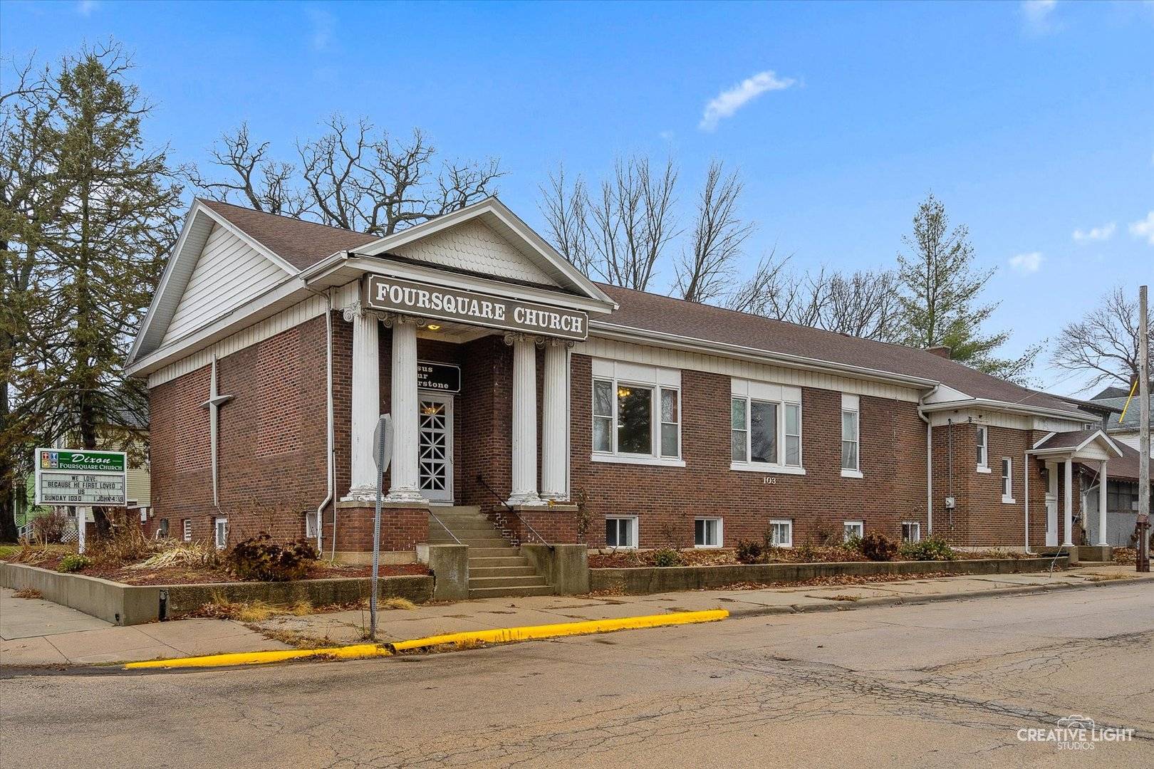 Dixon, IL 61021,103 E Morgan ST