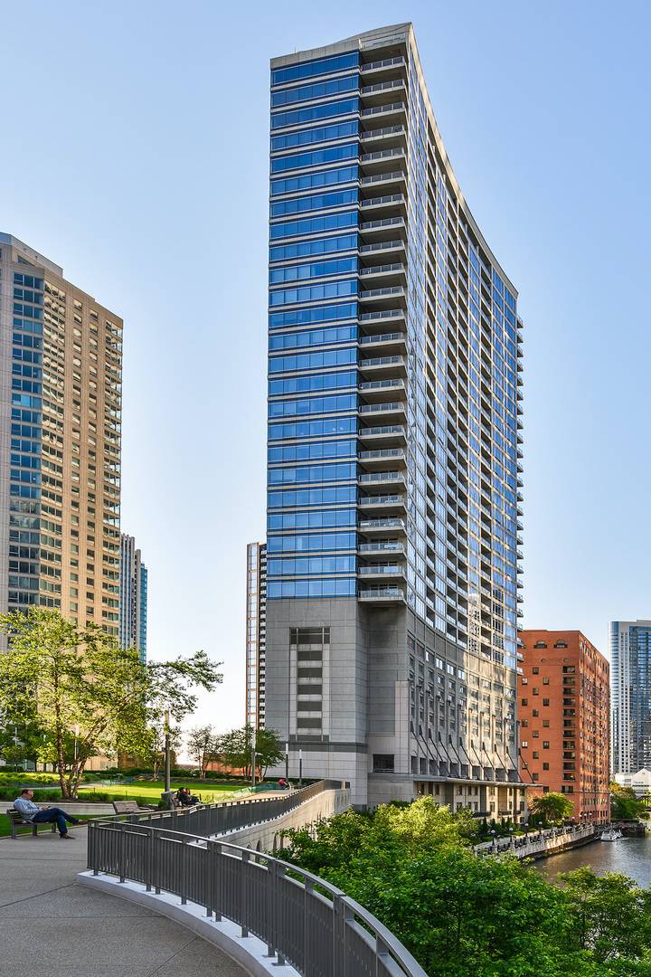Chicago, IL 60606,333 N Canal ST #3006