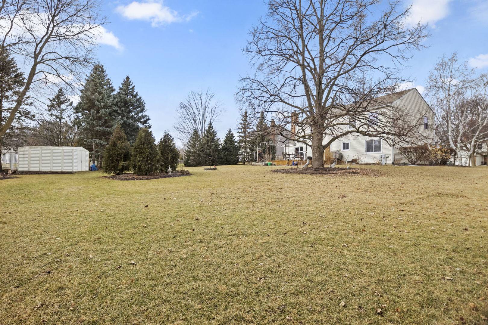 Gurnee, IL 60031,5365 ASHWOOD LN