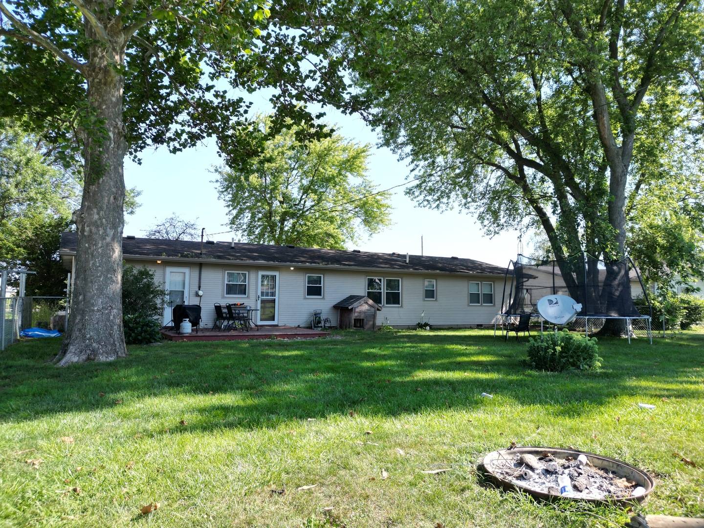 Sheldon, IL 60966,650 W Frontage ST