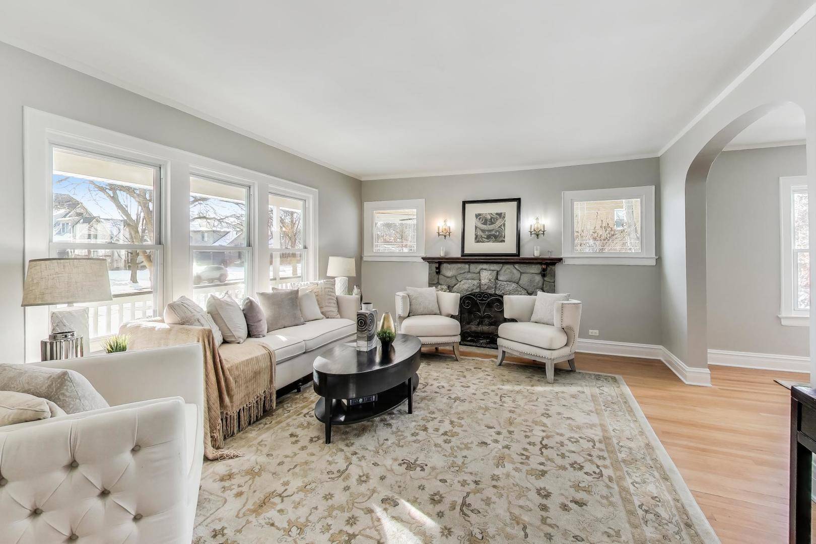 Wilmette, IL 60091,3122 Wilmette AVE