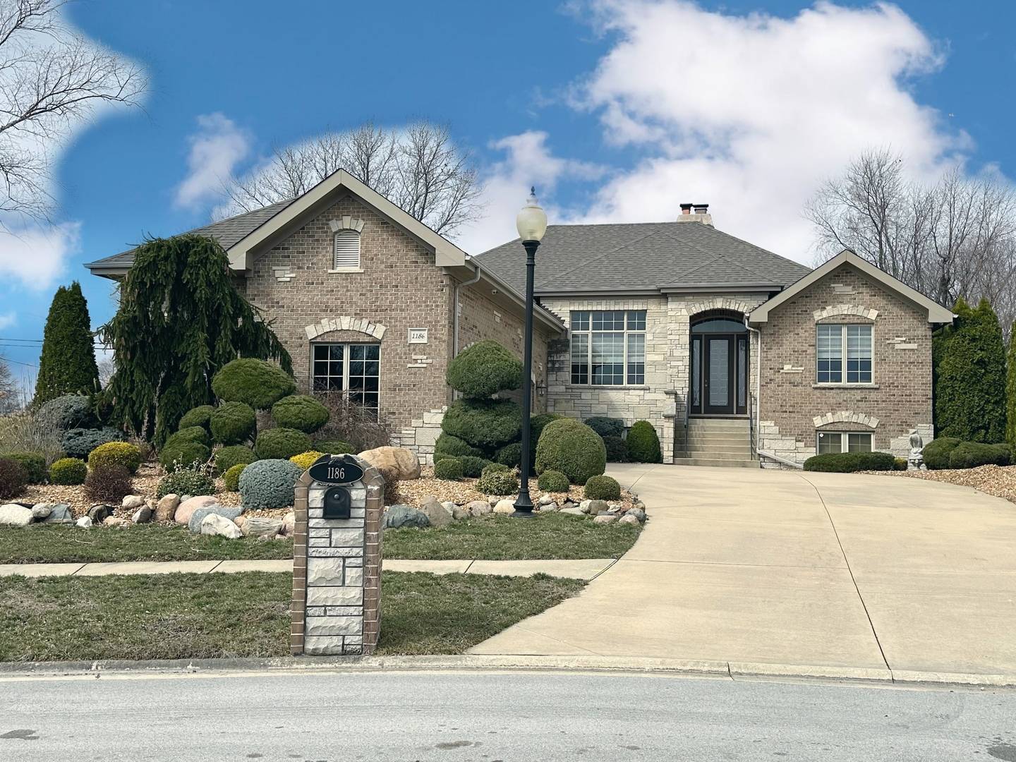 Bourbonnais, IL 60914,1186 Ambes