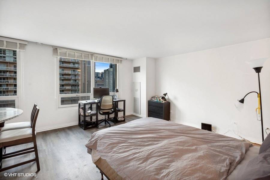 Chicago, IL 60654,33 W Ontario ST #29D