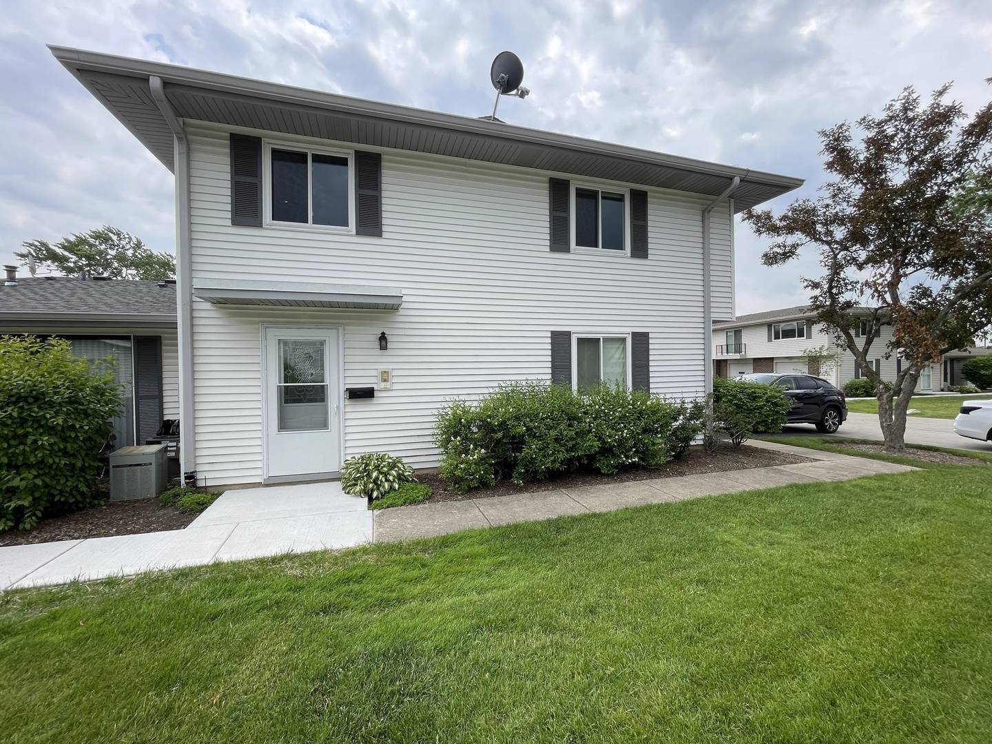 Schaumburg, IL 60194,217 KENDRICK CT #217