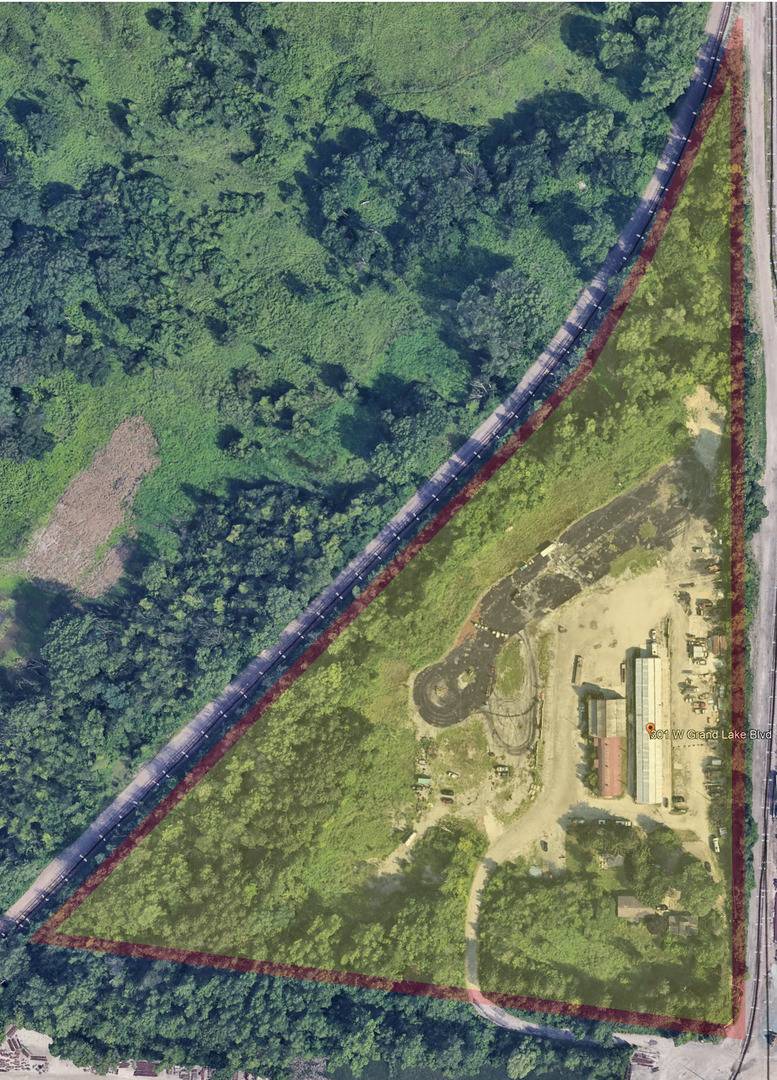 West Chicago, IL 60185,301 W Grand Lake BLVD