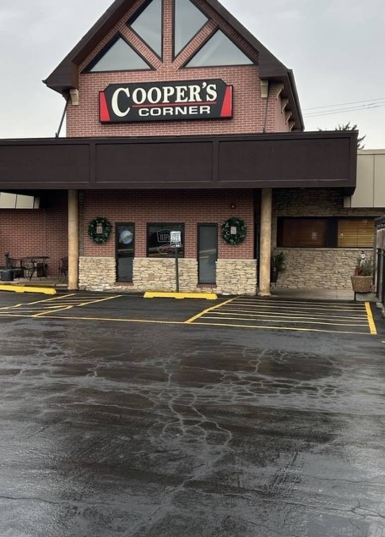 Winfield, IL 60190,Address not disclosed